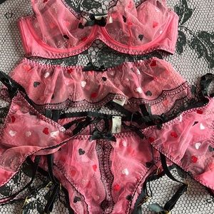Agent Provocateur Connie bra 34c suspender 5 ouvert 4 thongs 3 & 4 (make offer)